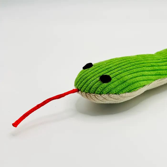 Jouet pour chat en forme de serpent