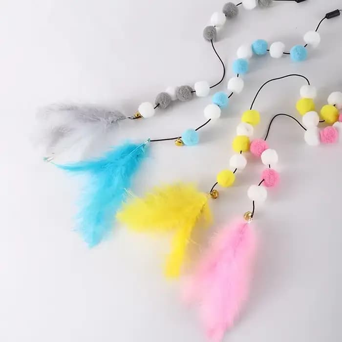 Jouet coule en boule de laine pour chat