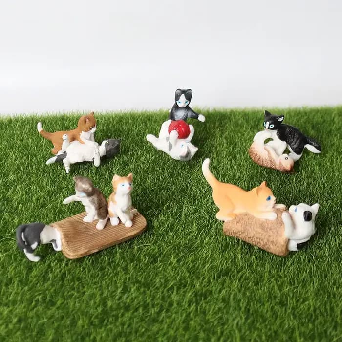 Figurines de chat de jeu réalistes