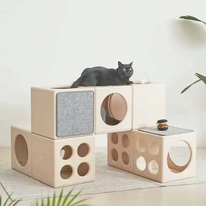 Maison de chat semi-fermée en bois