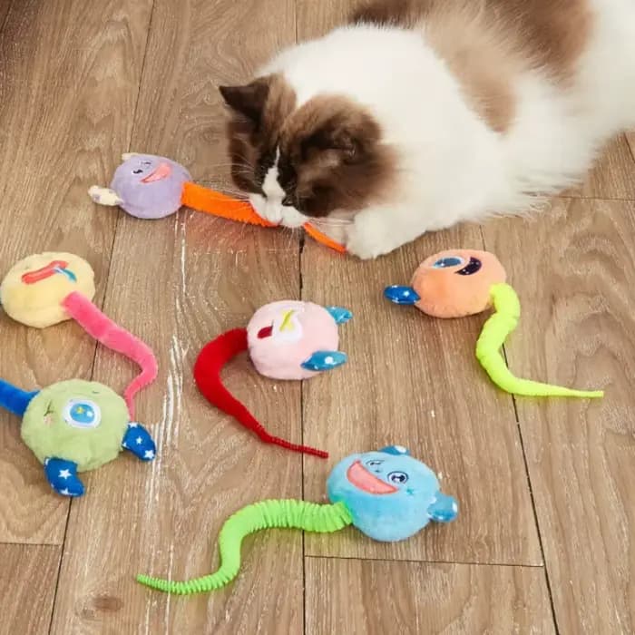 Jouet interactif en peluche pour chaton