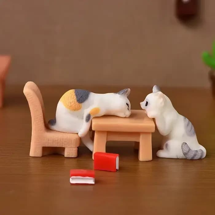 Figurine de chaton en résine