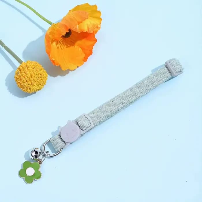 Collier réglable pour chat avec clochette