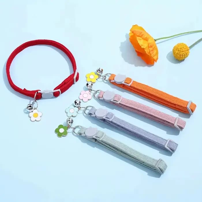 Collier réglable pour chat avec clochette