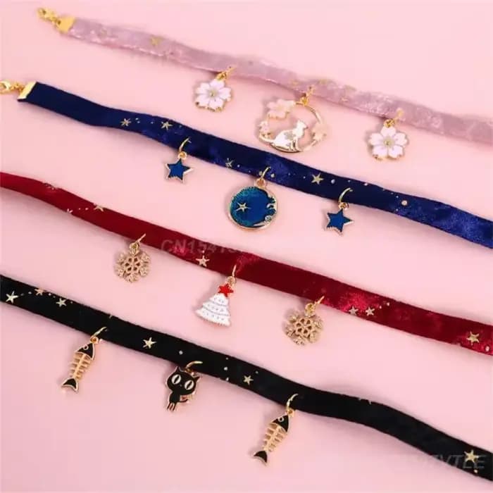 Collier de chat élastique simple et délicat