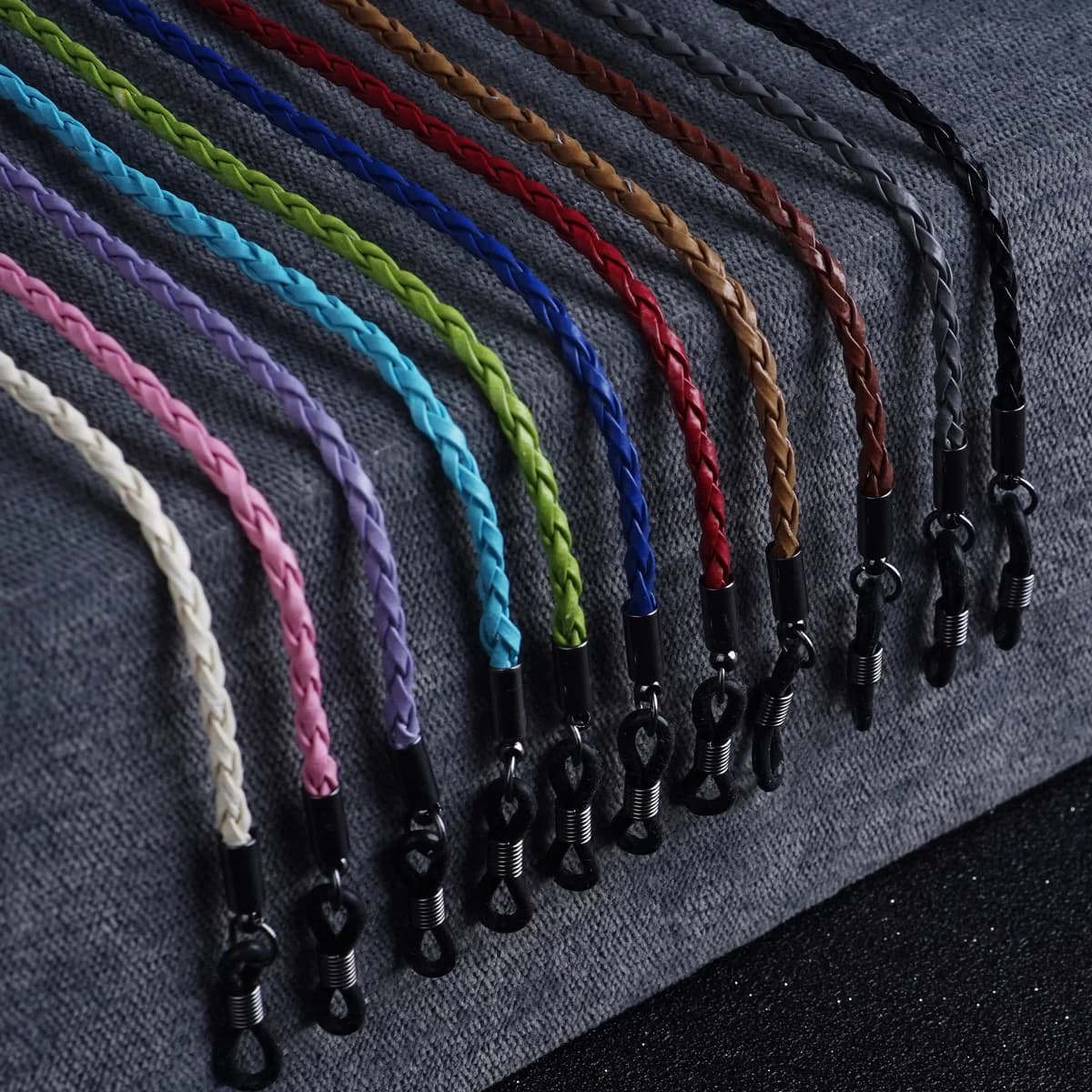 Lunettes en cuir pour hommes et femmes, 1 pièce, chaîne en corde tissée, à lacets, pour Sports de plein air, antidérapantes, accessoire ﻿ (11 couleurs au choix)