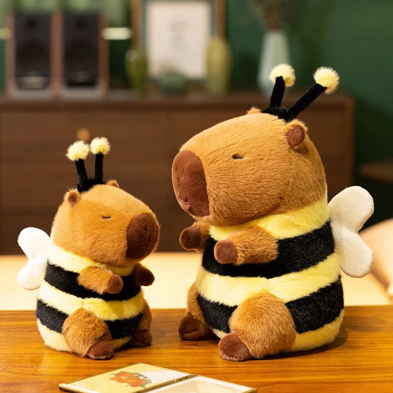 Kawaii abeille Capybara peluche jouet Simulation abeille Capybara peluche poupée doux peluche Animal jouet pour enfants Capybara amoureux chambre décor