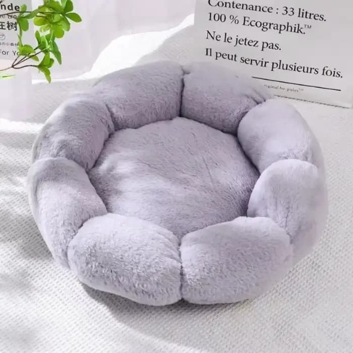 Lit pour animaux de compagnie confortable en forme de fleur unique pour une utilisation intérieure e