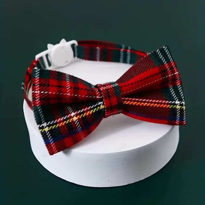 1pc collier de chat détachable pour animaux de compagnie nœud papillon et cloche mignon Plaid noël r