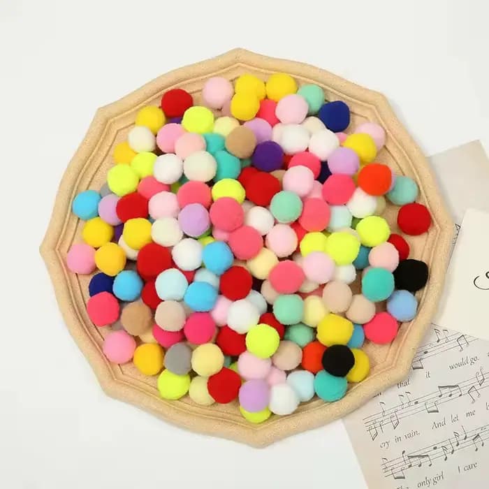 Balle en peluche à pompon pour chat, jouet à mâcher pour chat, mignon, drôle, commandé, créatif, col