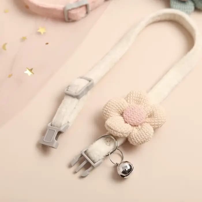 Collier de clochette de dessin animé coloré pour animal de compagnie, collier de sueur réglable mign