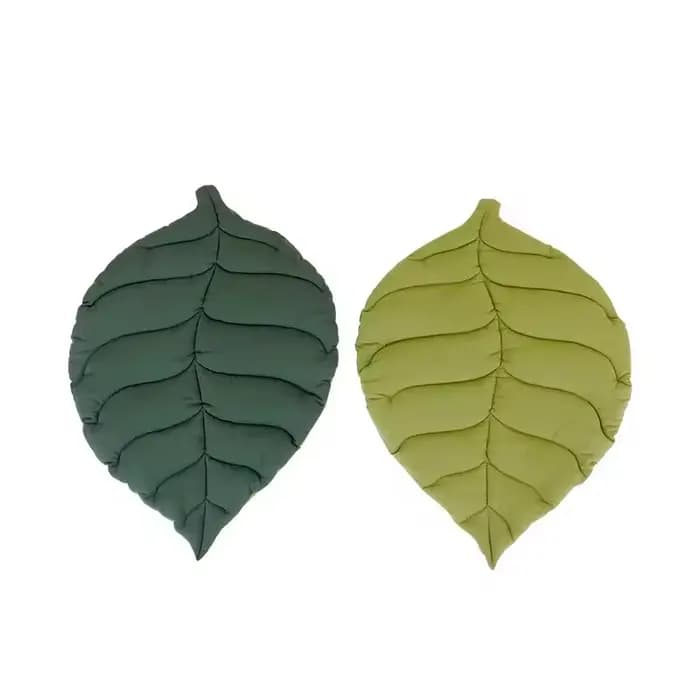 Tapis de lit en coton doux en forme de feuille pour chaton, chiot, chien, couverture de sommeil pour