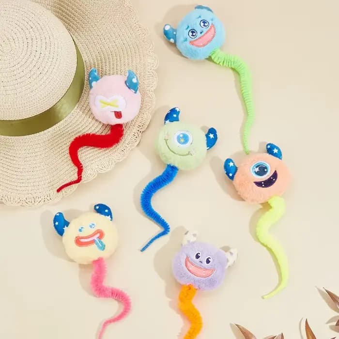 Jouet interactif en peluche pour chaton