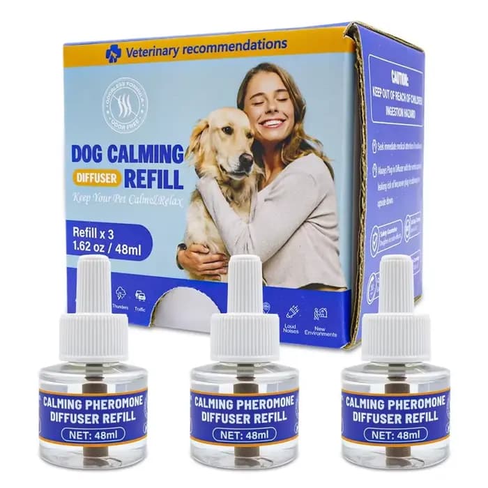 Diffuseur de phéromones pour chats et chiens, ensemble 4-en-1 pour animaux de compagnie, chauffage électrique, phéromones inodores, soulage le stress émotionnel des animaux