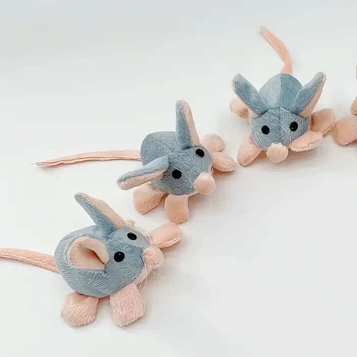 Jouets interactifs pour chats en forme de souris mignonne