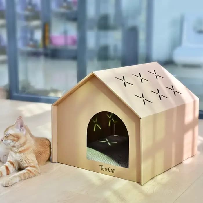 Maison de chat en papier avec tampons à gratter pour l'intérieur