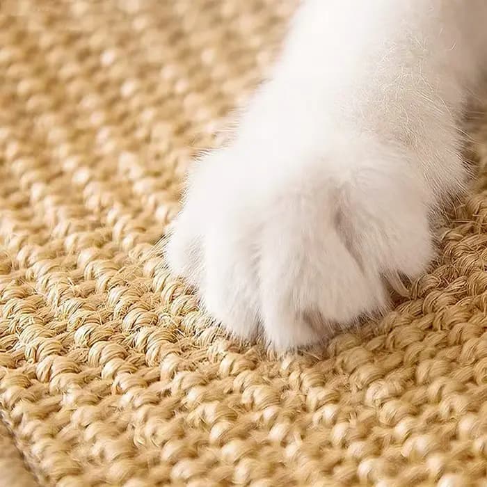 Tapis à gratter pour chat en rotin