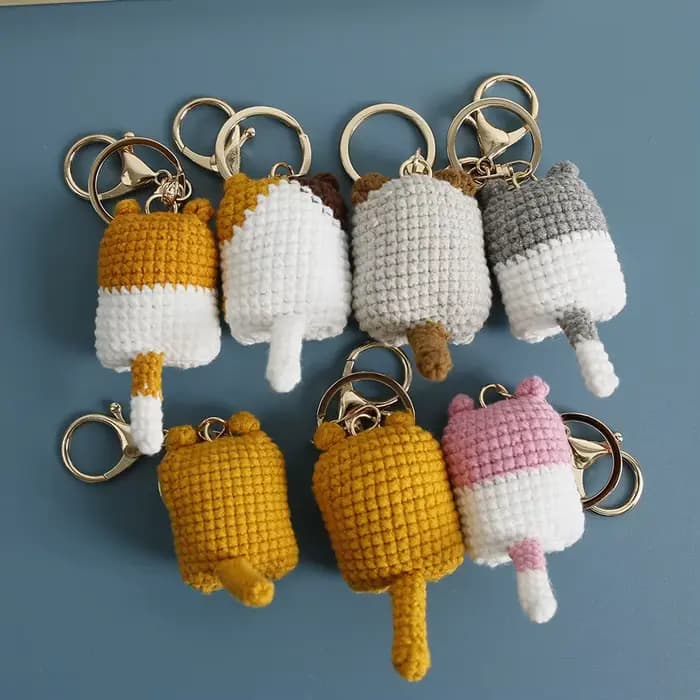 Pendentif chat au crochet