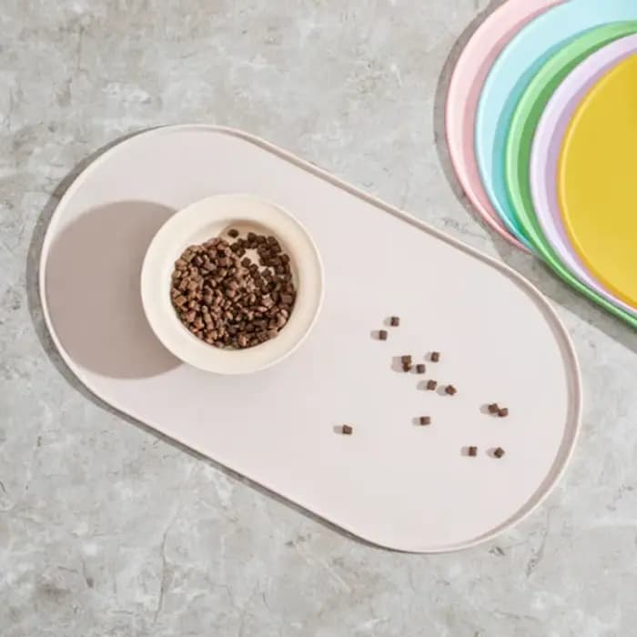 Tapis d'alimentation pour chat avec design antidérapant et imperméable