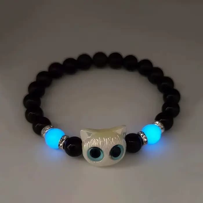Collier chat noir et blanc dessin animé mignon, bracelet pour femmes et hommes, brille dans le noir, bijoux de couple, cadeaux