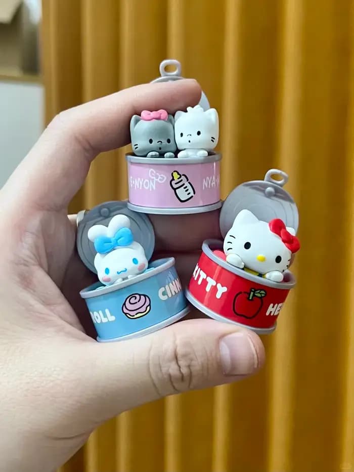 Nouveau produit en stock : Boîte surprise de nourriture en conserve pour chat Kt