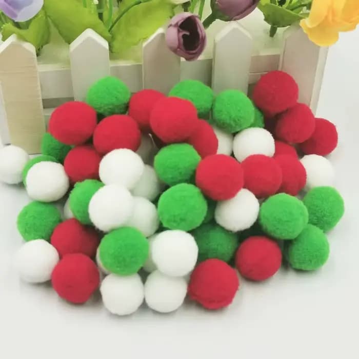 Boule pompon de décoration de Noël