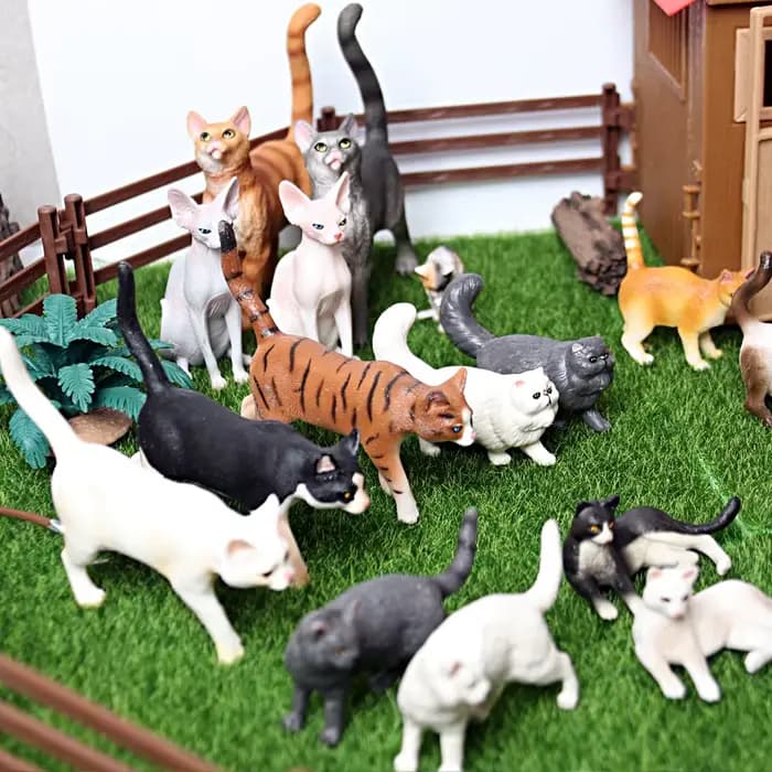 Figurines de chat persan siamois peintes à la main