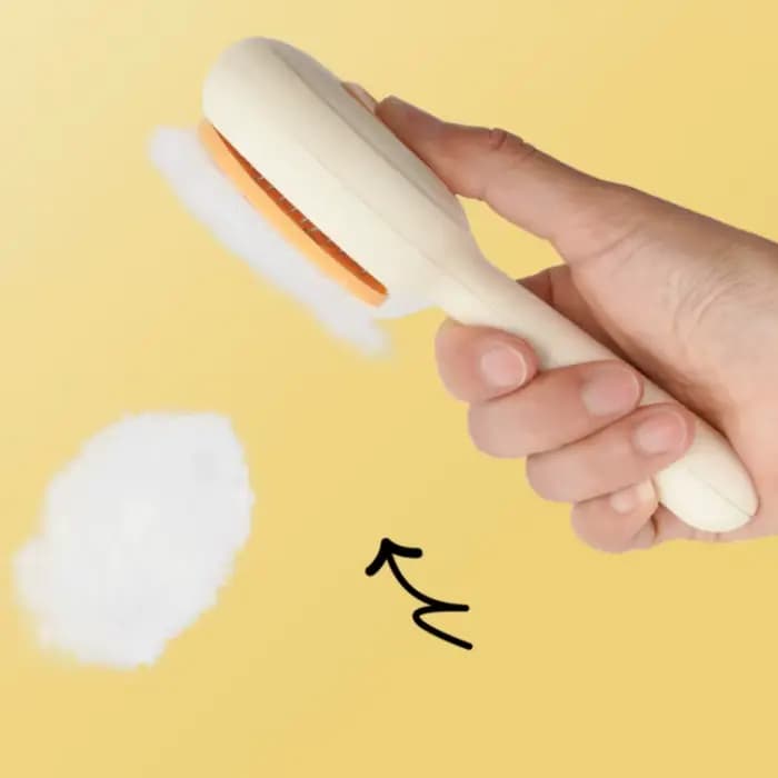 Brosse autonettoyante pour chat