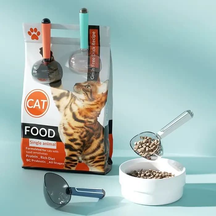 Cuillère doseuse pour aliments pour animaux de compagnie