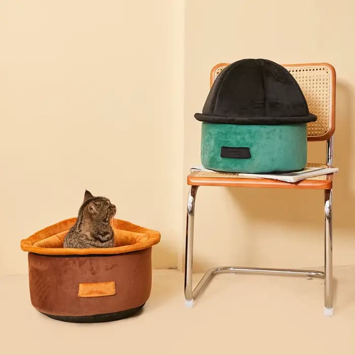 Nouveau panier-niche pour chat, chaud pour l'hiver, tout usage, petit, avec chapeau amovible, accessoires de sommeil doux pour animaux de compagnie avec oreillers