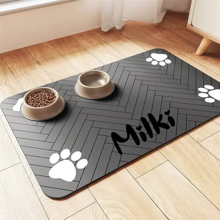 Tapis de nourriture personnalisé pour chien et chat gravé avec le nom de l'animal de compagnie