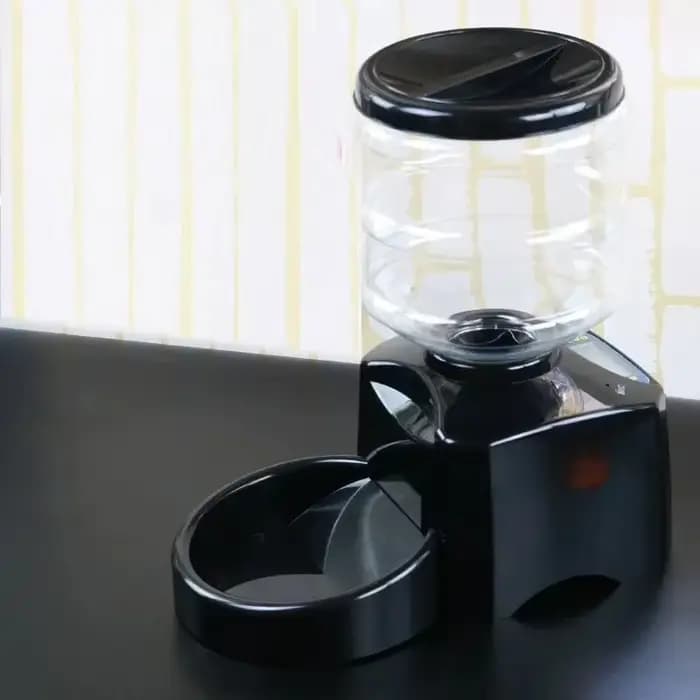 Mangeoire automatique pour animaux de compagnie