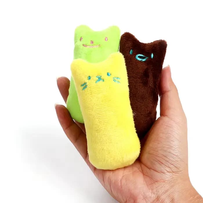 Jouet interactif en peluche à la menthe pour chats