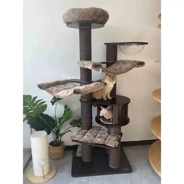 Arbre à chat en bois brun de luxe moderne avec lit en flanelle de luxe