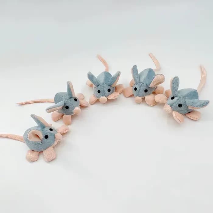 Jouets interactifs pour chats en forme de souris mignonne