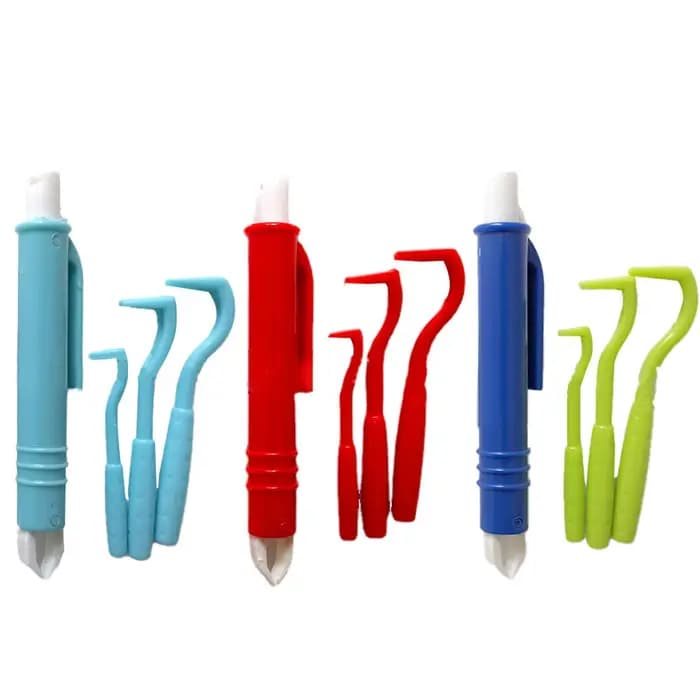 Kit de 4 extracteurs de tiques pour chiens et chats, accessoires durables pour animaux de compagnie, pour éliminer les puces, les poux et les tiques