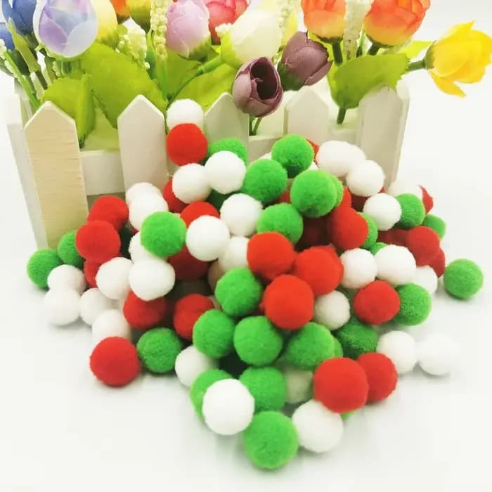Boule pompon de décoration de Noël
