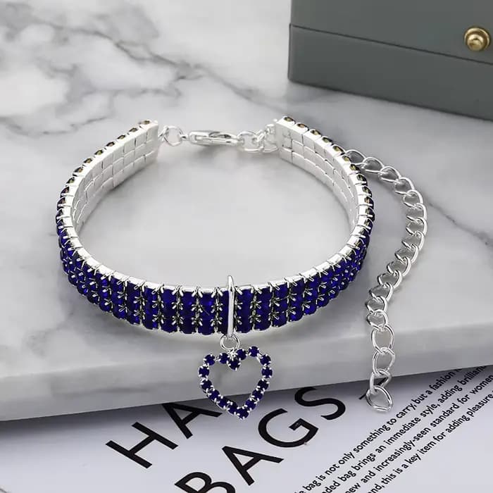 Collier élastique à trois rangées de strass pour animaux de compagnie
