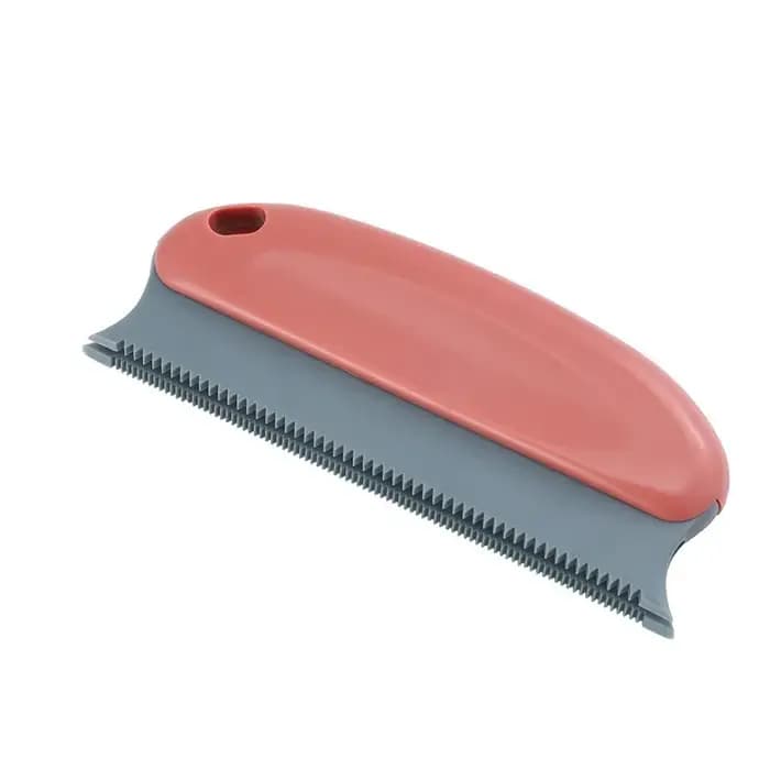 Brosse efficace pour enlever les poils de chien et de chat