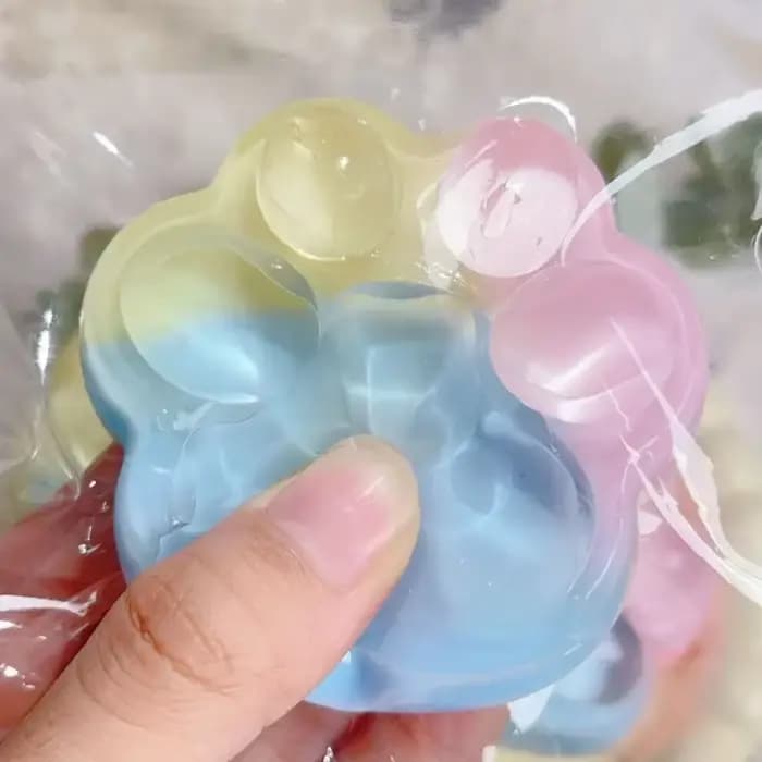 Jouet Squishy Patte de Chat Arc-en-ciel Trois Couleurs