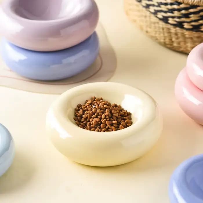 Bol pour chat en céramique lisse de forme donut, à ouverture large, esthétique et multifonctionnel, pour animaux de compagnie